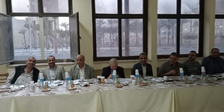 “قنديل” في افطار جماعي مع طلاب المدن الجامعية بحلوان