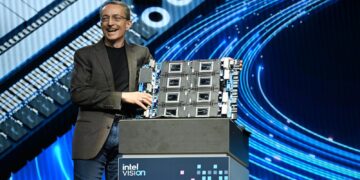 Intel تطلق العنان للذكاء الاصطناعي المؤسساتي مع مسرع Gaudi 3