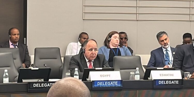 معيط : توفير الرعاية الصحية للشعوب الأفريقية مسئولية تضامنية بين الدول المتقدمة