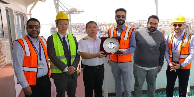 5 خطوط جديدة تستقبلها موانئ دبي العالمية السخنة