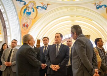 رئيس وزراء بيلاروسيا يثني على جهود مصر في بناء مشاريع مثل العاصمة الإدارية