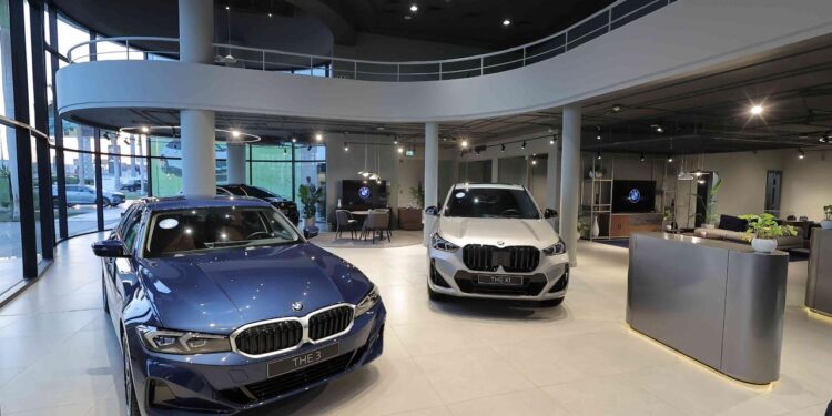 “جلوبال أوتو” تعيد افتتاح صالة عرض BMW وMINI في أبو رواش