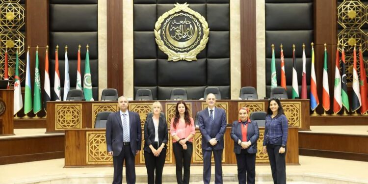 قنصل فرنسا تزور مقر الأكاديمية العربية للعلوم والتكنولوجيا بأبي قير