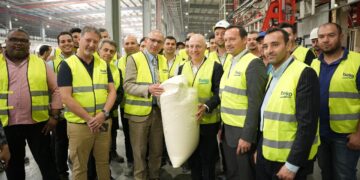 السفير التركي في مصر يزور مصنع بيكو بالعاشر من رمضان