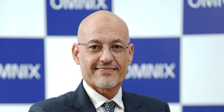 أمنكس تتصدر الابتكار بأجهزة الكمبيوتر المحمولة HOT Systems