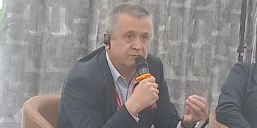 فودافون: 7 مليارات جنية لتطوير الشبكة والبنية التحتية في 2024