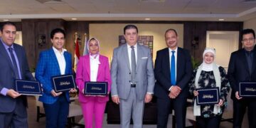 الوطنية للإعلام تكرم العاملين بمركز المعلومات