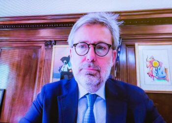 سفير إيطاليا بالقاهرة يشيد بالتعاون مع البيئة في الحماية من التلوث