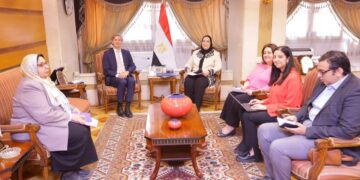 دعم الأشقاء الفلسطينيين والسودانيين في مصر