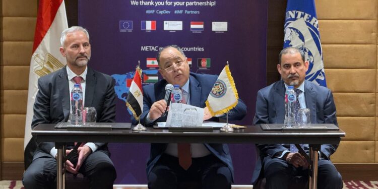 معيط : توسيع القاعدة الضريبية لدفع جهود الاستثمار فى الصحة والتعليم