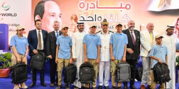 شباب مبادرة “جيل جديد” للمناطق الحضارية يزور موانئ دبي العالمية بالسخنة