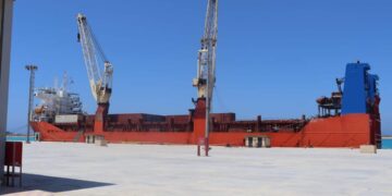 وصول مصيدة قلب المفاعل الخاصة بالوحدة النووية الثالثة على ميناء الضبعة التخصصي