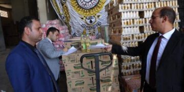 حملات للرقابة علي شركات تجارة المواد الغذائية في القاهرة