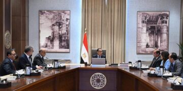 مدبولي يتابع موقف مخزون الوقود اللازم لتشغيل محطات الكهرباء