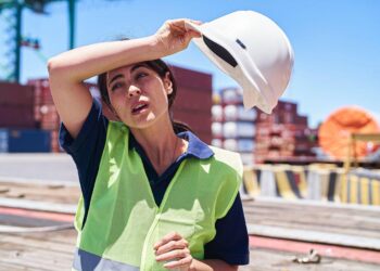 “إنترناشيونال أس أو أس” تحثّ الشركات على اتخاذ التدابير لضمان سلامة العمال وسط موجات الحر