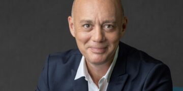 تسخير قوة الذكاء الاصطناعي “عصر جديد لتعزيز إنتاجية الأعمال وكفاءتها”