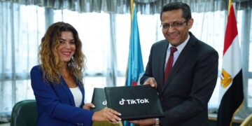“الصحفيين” توقع بروتوكول تعاون مع «تيك توك» لتعزيز الوعي الرقمي