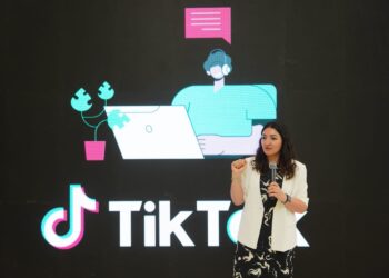 تيك توك تطلق حملة #SaferForYou #أكثرأمانًا لك للتوعية بأدوات السلامة الرقمية