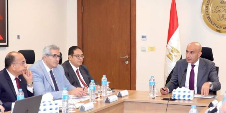 ٢١ سبتمبر بدء الدراسة للعام الجديد بالمدارس