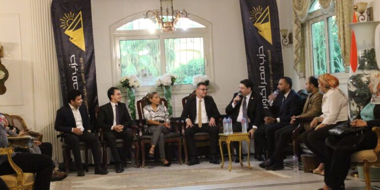 “مصر أكتوبر” ينظم صالون تحت عنوان” مكتسبات الشباب في الجمهورية الجديدة”