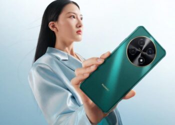 الذكاء الاصطناعي في كاميرا HUAWEI nova 12i يرفع مستوى الصور الشخصية