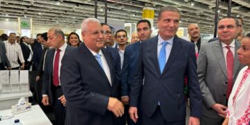 “الزراعي المصري” يستعرض أحدث برامجه التمويلية كراعي بلاتيني لمعرض صحاري