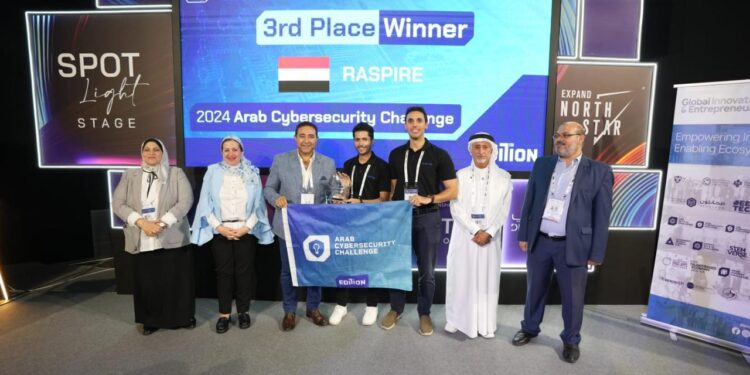 أبطال INNOVATE WE یفوزون في تحدي الأمن السیبرانى العربي بجایتكس نورث ستار