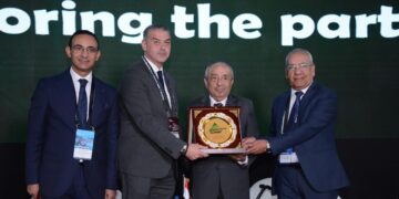 قمة مصر الدولية لوسائل التنقل الكهربائية تختتم أعمالها وتوصي بدعم الابتكار