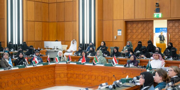 الرياض تستضيف 96 قيادة نسائية من 13 دولة لتعزيز دور المرأة في المجال الأمني