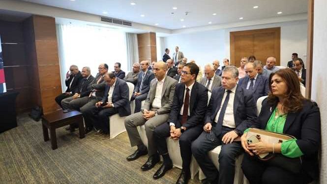 رئيس جامعة مدينة السادات تشهد ورشة عمل عن”الاستثمار في التعليم العالي والبحث العلمي