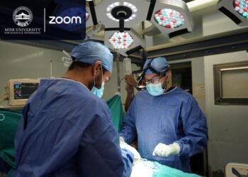 “Zoom” تعقد شراكة مع “مصر للعلوم والتكنولوجيا” للبث الحي للجراحات الطبية