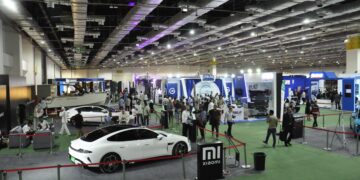 انطلاق “قمة مصـر الدولیة لوسائل التنقل الكھربائیة” بمشاركة حكومیة ودولیة واسعة