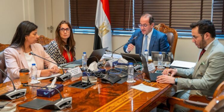 كجوك : انخفاض الدين الخارجي لأجهزة الموازنة ٤ مليارات دولار العام الماضى