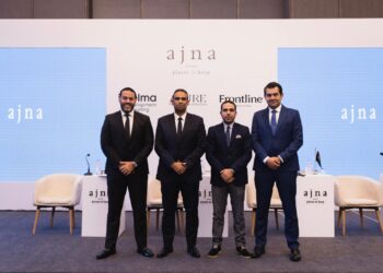 ضخ 10 مليارات جنيه في مشروع كارنيليا بالعين السخنة