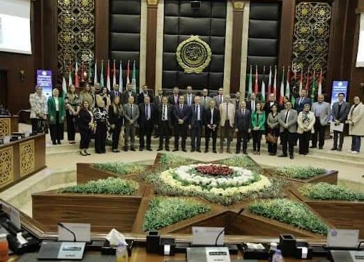 انعقاد المجلس الإستشاري لكلية الإدارة والتكنولوجيا بمقر الأكاديمية بأبي قير