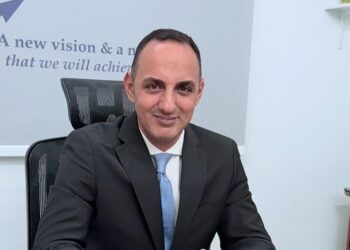 عبد الوهاب: أسعار الذهب قد تصل إلى 4500 دولار للأونصة نهاية 2026