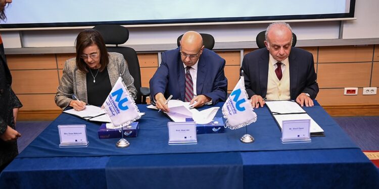 تعاون بين “عطاء” وجامعة النيل و”بصيرة” لتأهيل متخصصين في الإعاقة البصرية
