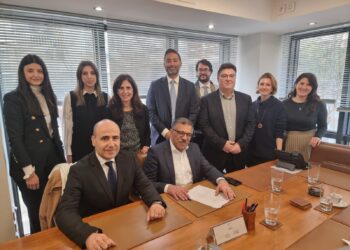 “السويدي إليكتريك” تفوز بأول مشروع لنظام تخزين الطاقة بالبطاريات في اليونان