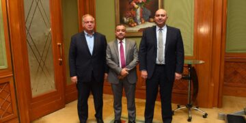 غرفة صناعة التكنولوجيا تسجل شركاتها بقوائم اللجنة العليا للتعويضات بالإسكان