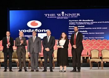 ڤودافون مصر تحصد جائزة التميز في الأعمال تقديرًا لنموذجها في التنمية المستدامة