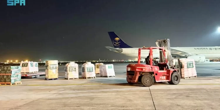 طائرة الإغاثة السعودية التاسعة تتجه إلى مطار دمشق لمساعدة الشعب السوري