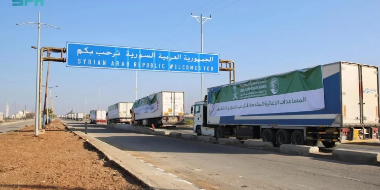 60 شاحنة إغاثة سعودية تعبر منفذ نصيب الحدودي للشعب السوري