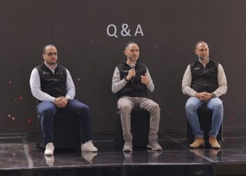 نيسان تنظم تجربة قيادة للسيارة نيسان Navara الجديدة في السوق المصرية