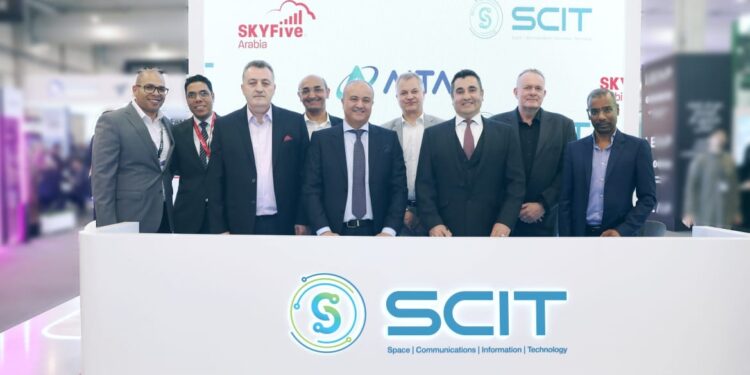 تعاون بين AITA وArabia SKYFive لتقديم خدمات الاتصال عالي السرعة على الطائرات