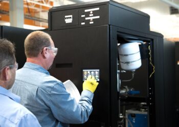 فيرتف: الإطلاق العالمي لمحفظة خدمات التبريد السائل لدعم أنظمة الذكاء الاصطناعي