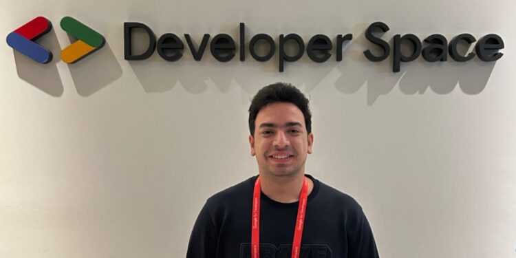 «طارق» يسجل رقمًا جديدا في الكتاب العالمي للأرقام القياسية كأكثر متخصص في الأمن السيبراني