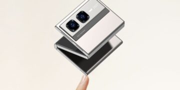 إنفينيكس تكشف عن مفهوم الهاتف القابل للطي ثلاثي الأبعاد Mini Tri-Fold