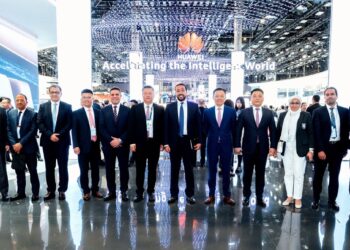 “المصرية للاتصالات” أول مشغل في مصر وشمال إفريقيا يعتمد أحدث تقنيات هواوي المبتكرة