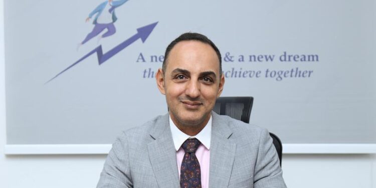 خبير : تراجع التضخم يعكس تحسن الاقتصاد وتوقع بخفض الفائدة في أبريل