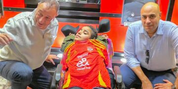 “سند” تُحقق حلم البطل الصغير ياسين بلقاء الأسطورة محمود الخطيب